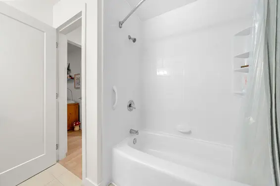 34 1910 Cedar Village Crescent, North Vancouver For Sale - image 16