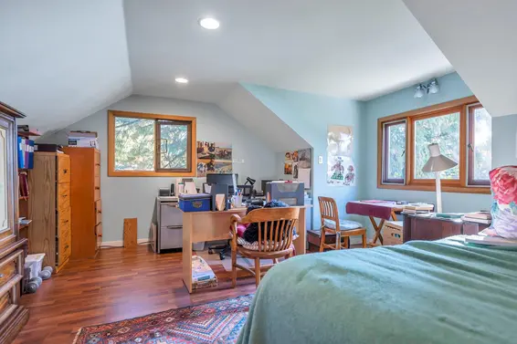 4573 Strathcona Road, North Vancouver For Sale - image 27