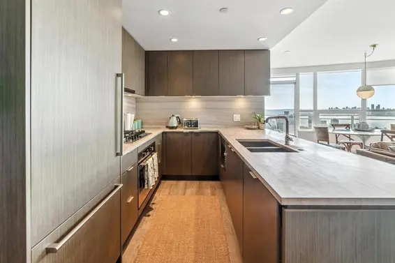 1006 112 East 13th Street, North Vancouver For Sale - image 4