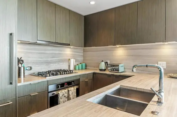 1006 112 East 13th Street, North Vancouver For Sale - image 5