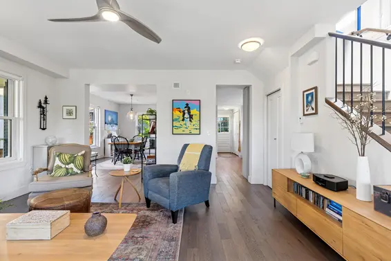 1 244 East 5th Street, North Vancouver For Sale - image 15