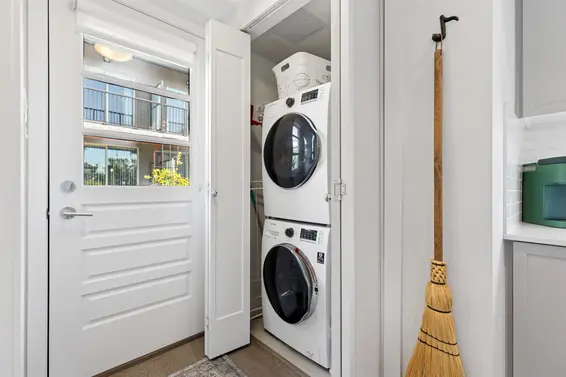 1 244 East 5th Street, North Vancouver For Sale - image 29