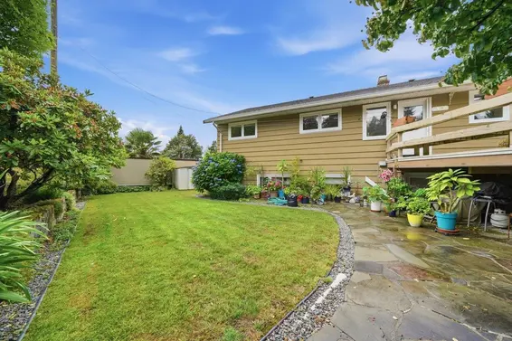 3250 Delbrook Avenue, North Vancouver For Sale - image 30