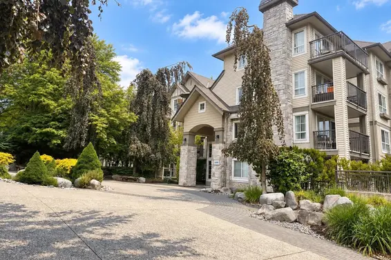 310 1150 East 29th Street, North Vancouver For Sale - image 3
