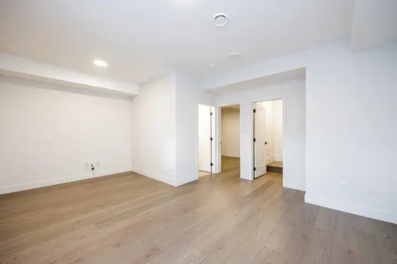 340 East 17th Street, North Vancouver For Sale - image 16