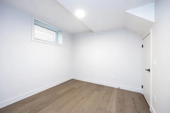 340 East 17th Street, North Vancouver For Sale - image 20