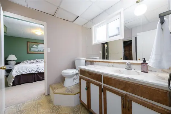 2235 Whitman Avenue, North Vancouver For Sale - image 21
