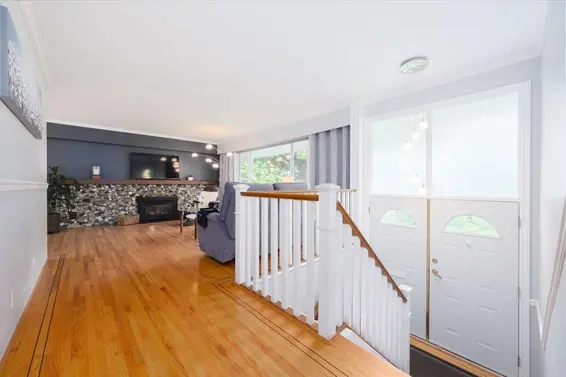 2235 Whitman Avenue, North Vancouver For Sale - image 7