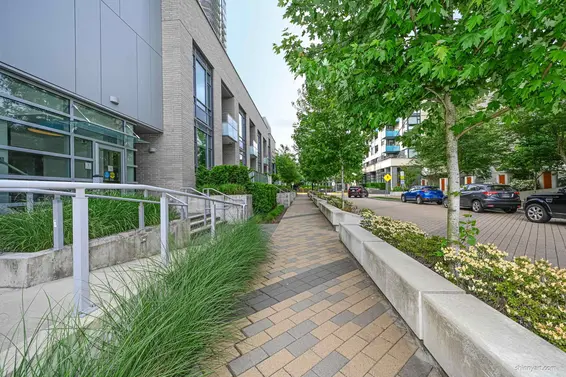 606 1500 Fern Street, North Vancouver For Sale - image 4