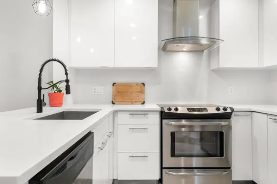 107 733 West 3rd Street, North Vancouver For Sale - image 13