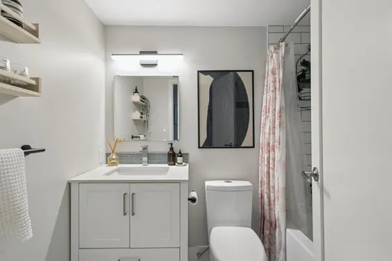 3 270 East 3rd Street, North Vancouver For Sale - image 13