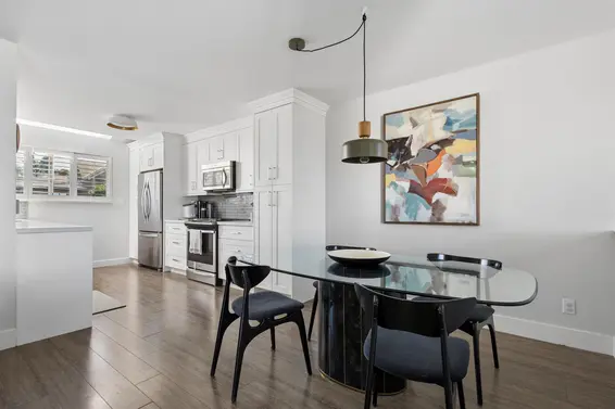 3 270 East 3rd Street, North Vancouver For Sale - image 17
