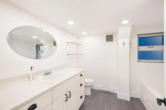 404 East 15th Street, North Vancouver For Sale - image 33