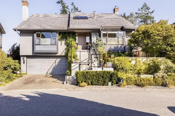4772 Meadfeild Court, West Vancouver For Sale - image 1