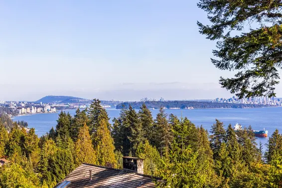 4772 Meadfeild Court, West Vancouver For Sale - image 38