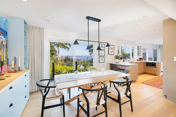 4772 Meadfeild Court, West Vancouver For Sale - image 7