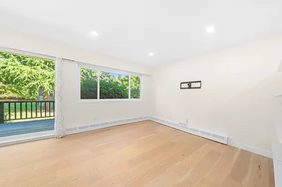 911 555 West 28th Street, North Vancouver For Sale - image 21