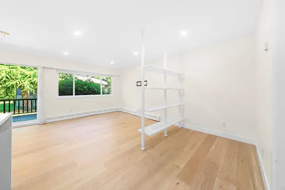 911 555 West 28th Street, North Vancouver For Sale - image 22