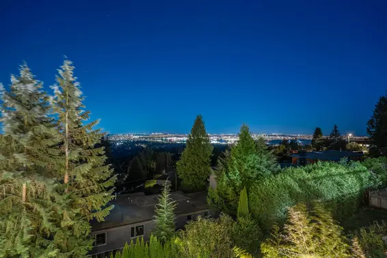 535 Craigmohr Drive, West Vancouver For Sale - image 10