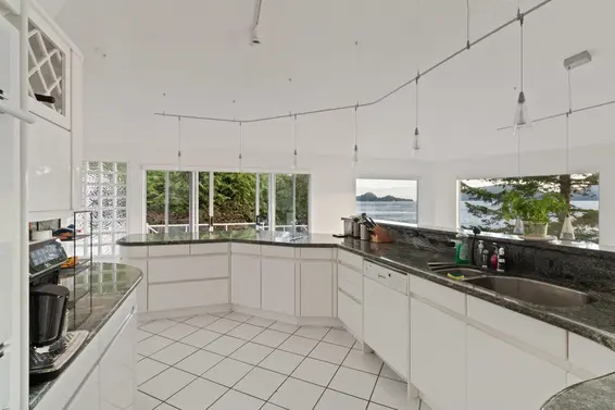 6 Montizambert Wynd, VANCOUVER For Sale - image 11