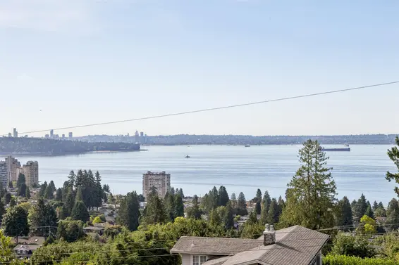 2545 Palmerston Avenue, West Vancouver For Sale - image 18