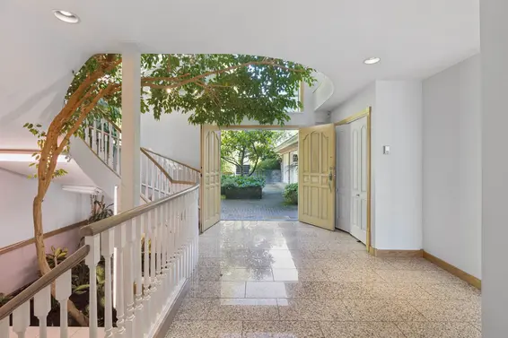 2545 Palmerston Avenue, West Vancouver For Sale - image 4