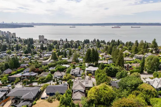 2545 Palmerston Avenue, West Vancouver For Sale - image 40