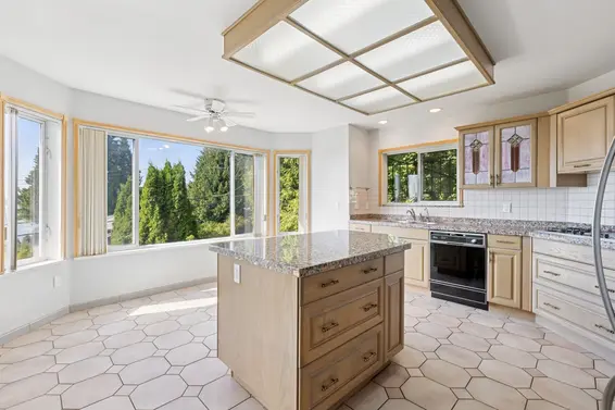 2545 Palmerston Avenue, West Vancouver For Sale - image 9