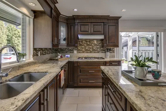 763 Weymouth Drive, North Vancouver For Sale - image 11