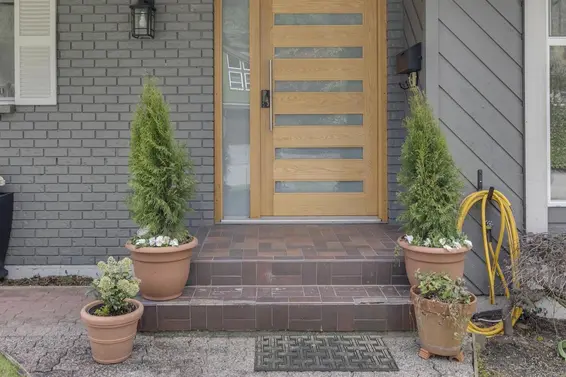 763 Weymouth Drive, North Vancouver For Sale - image 2