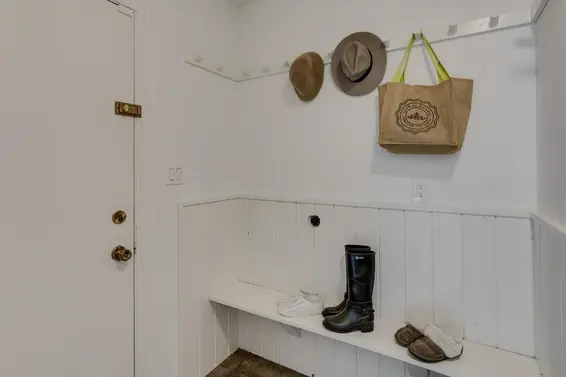 763 Weymouth Drive, North Vancouver For Sale - image 21