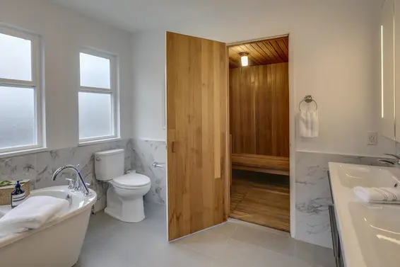 763 Weymouth Drive, North Vancouver For Sale - image 24