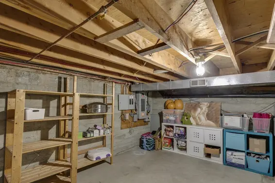 763 Weymouth Drive, North Vancouver For Sale - image 32