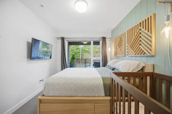 209 221 East 3rd Street, North Vancouver For Sale - image 16