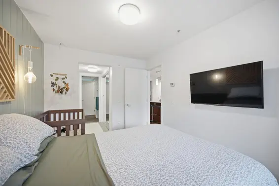 209 221 East 3rd Street, North Vancouver For Sale - image 17