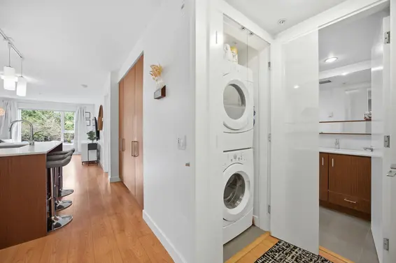 209 221 East 3rd Street, North Vancouver For Sale - image 20