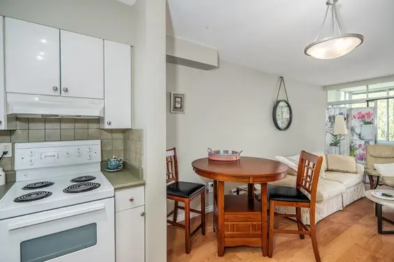 606 1425 Esquimalt Avenue, West Vancouver For Sale - image 8
