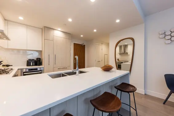 206 177 West 3rd Street, North Vancouver For Sale - image 9