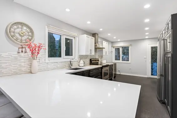 1614 Lynn Valley Road, North Vancouver For Sale - image 11