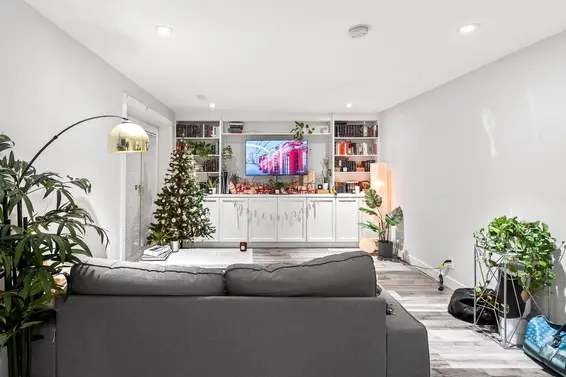 1614 Lynn Valley Road, North Vancouver For Sale - image 20