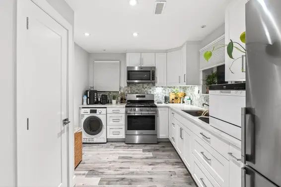 1614 Lynn Valley Road, North Vancouver For Sale - image 26