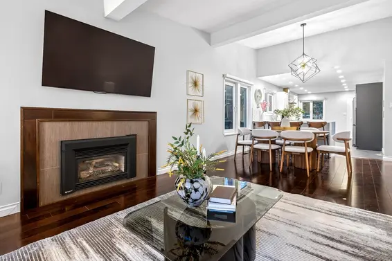 1614 Lynn Valley Road, North Vancouver For Sale - image 8