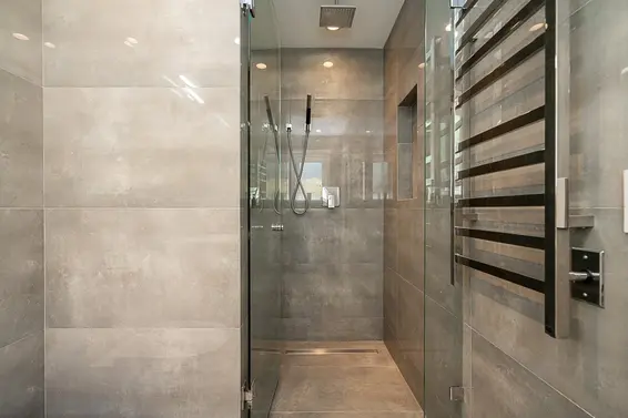 1358 East 14th Street, North Vancouver For Sale - image 16