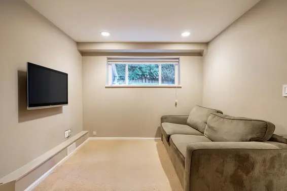 1358 East 14th Street, North Vancouver For Sale - image 27