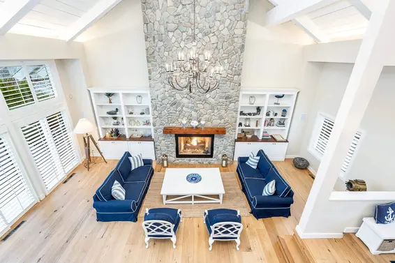 614 Lowry Lane, North Vancouver For Sale - image 14