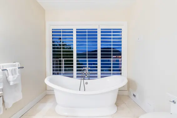 614 Lowry Lane, North Vancouver For Sale - image 19