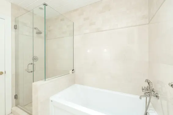 614 Lowry Lane, North Vancouver For Sale - image 29