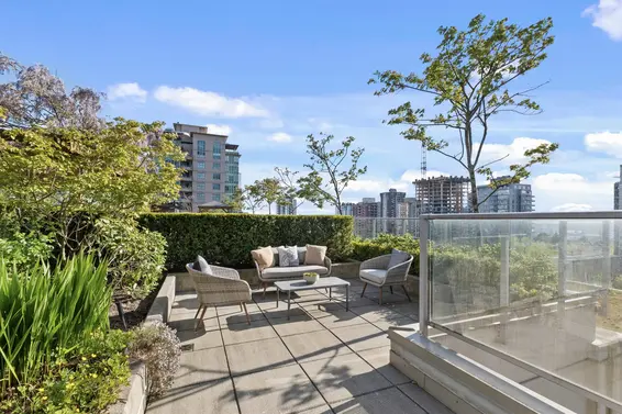 701 135 East 17th Street, North Vancouver For Sale - image 2