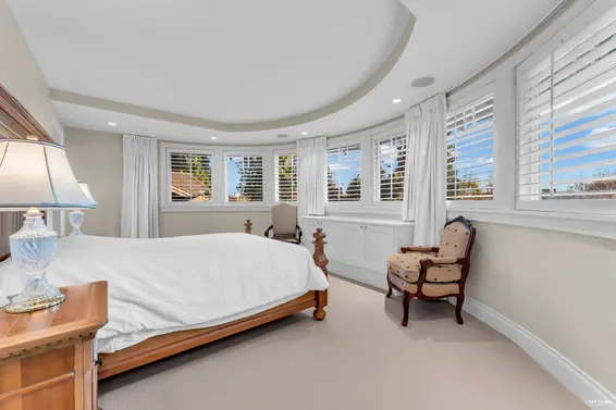 4358 Erwin Drive, West Vancouver For Sale - image 29