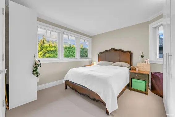 4358 Erwin Drive, West Vancouver For Sale - image 33